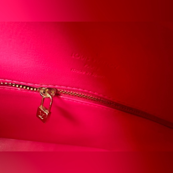 Louis Vuitton Authentic Monogram Vernis Houston M9135F Pink CA1022 - Picture 14 of 17